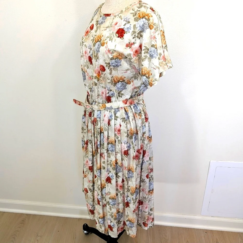 Vintage silky poly earthy floral, modest slip on day dress W matching belt. 12P